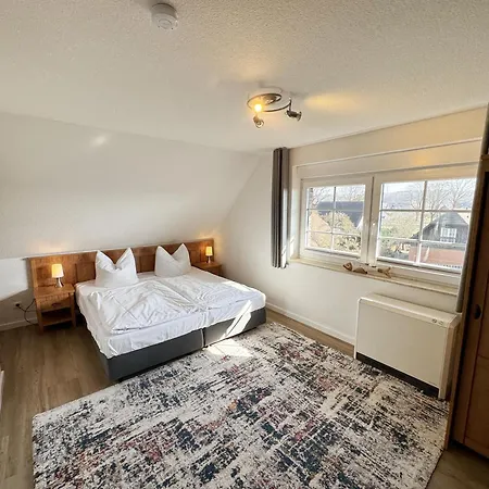 12 Am Selliner Apartment *